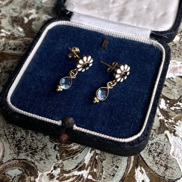【NEW】LA2L Ange とっても小さな花と天然石の雫ピアス blue
