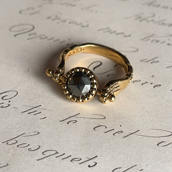 LA2L Sacha Oeil 全能の目 回転リング gray metal