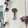 フランス アンティーク 美しい装飾の古い鍵 E
