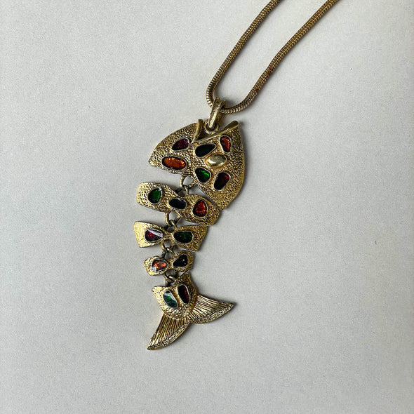 ヴィンテージ泳ぐ魚ネックレス gold