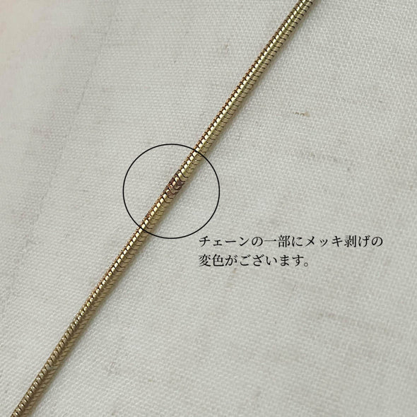 ヴィンテージ泳ぐ魚ネックレス gold